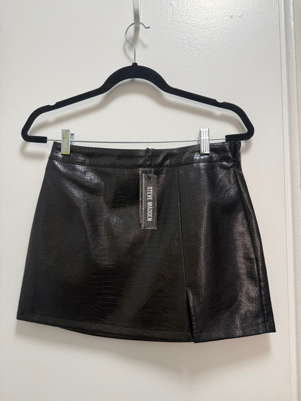 🖤NWT- Steve Madden ‘Cameron’ Faux Leather Black Mini Skirt, Size 2 - Picture 4 of 9